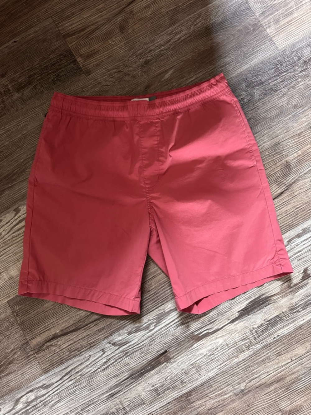 Old Navy Coral-Red Casual Shorts Size Medium